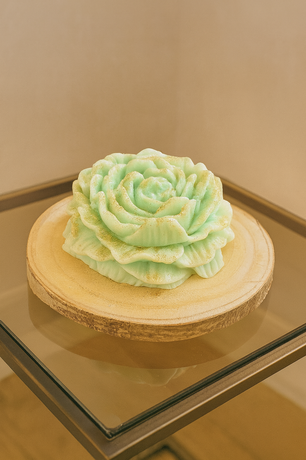 🪵Peonia em Cera com Base em Madeira